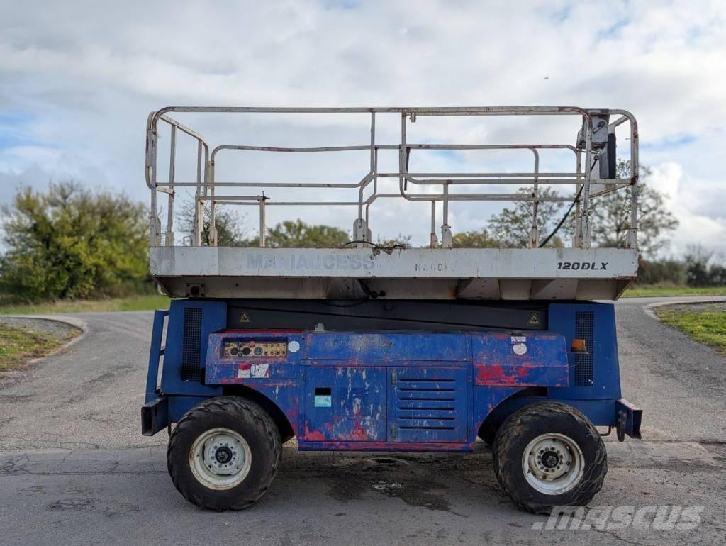 Manitou 120 DLX 緊湊型自走式伸縮臂式升降機