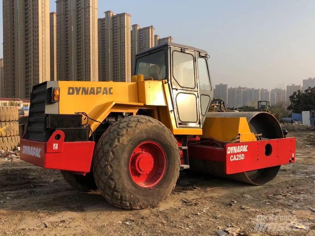 Dynapac CA 25 D 單輪滾壓機