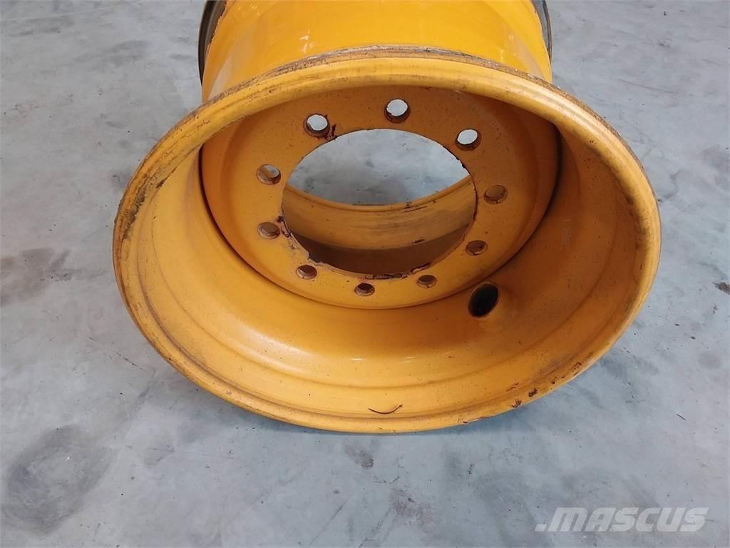Rottne H11 20x24,5 輪胎、車輪和輪圈