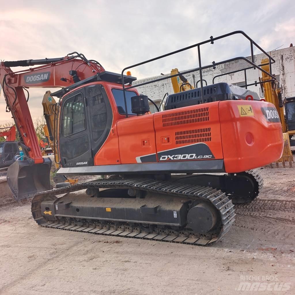 Doosan DX 300 LC 履帶式 挖土機/掘鑿機/挖掘機