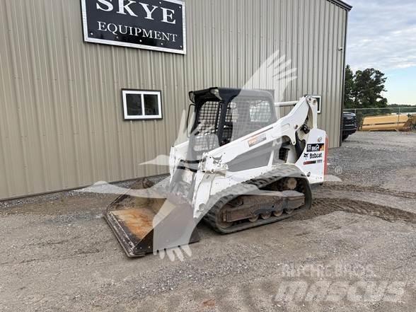 Bobcat T590 滑移轉向裝載機