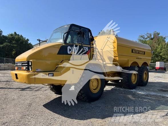 CAT 725 水車