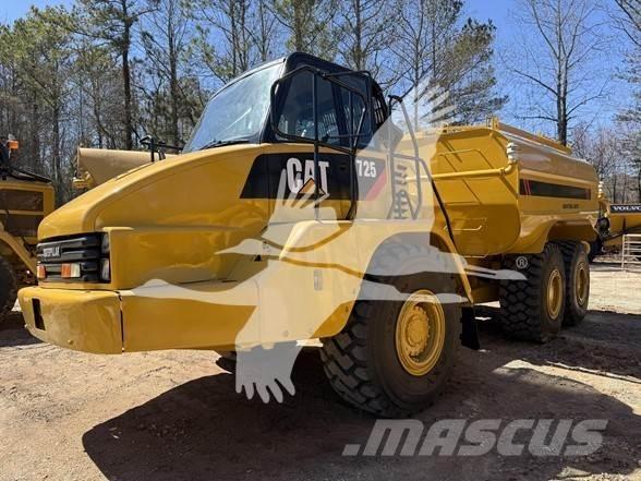 CAT 725 水車