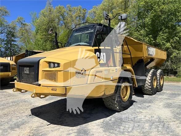 CAT 730C2 鉸接式起吊車