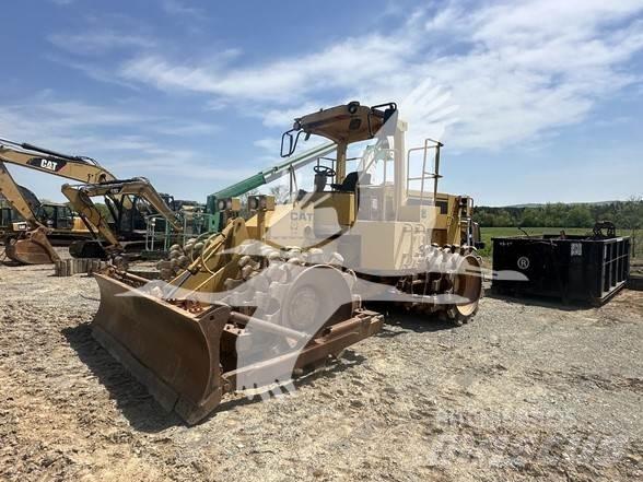 CAT 815B 單輪滾壓機