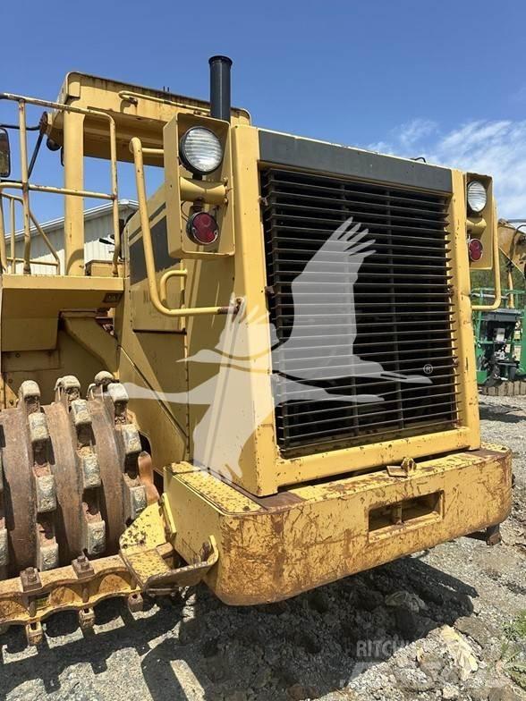 CAT 815B 單輪滾壓機