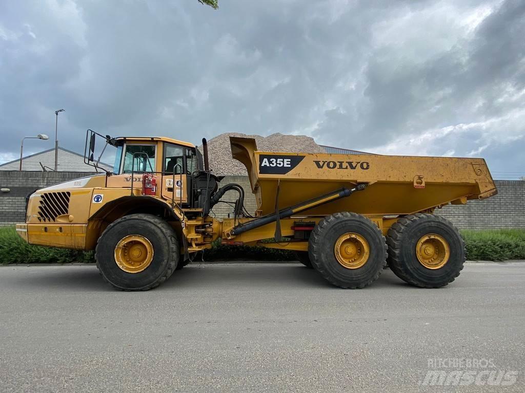 Volvo A35E 鉸接式起吊車