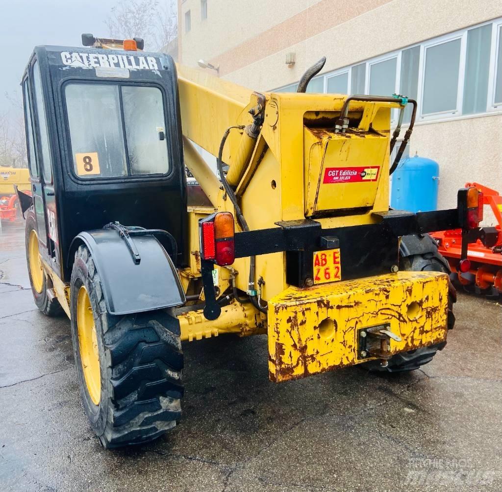 CAT TH 63 伸縮臂操作車