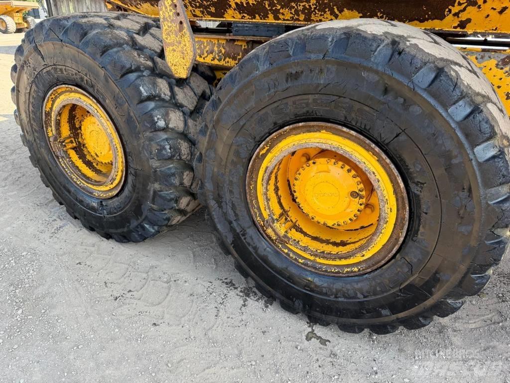 Volvo A 30 G 鉸接式起吊車