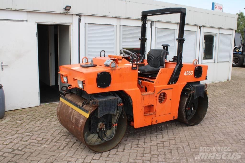 Hamm DV 3.22 雙輪滾壓機