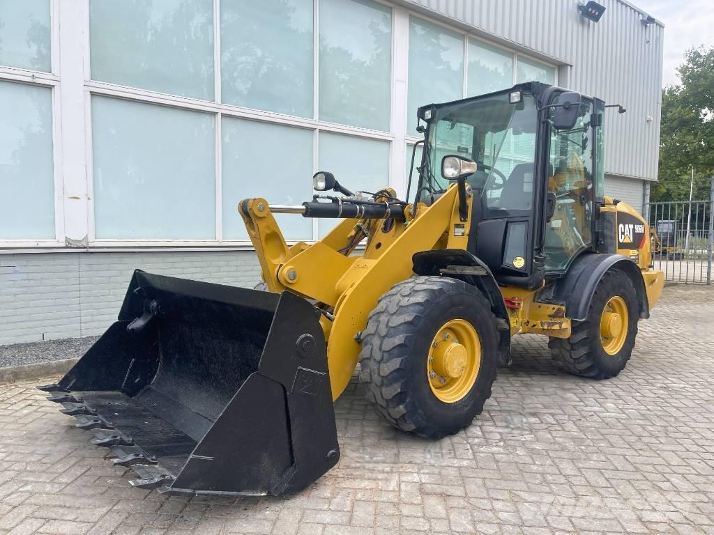 CAT 906 M   2018 輪胎式裝載機