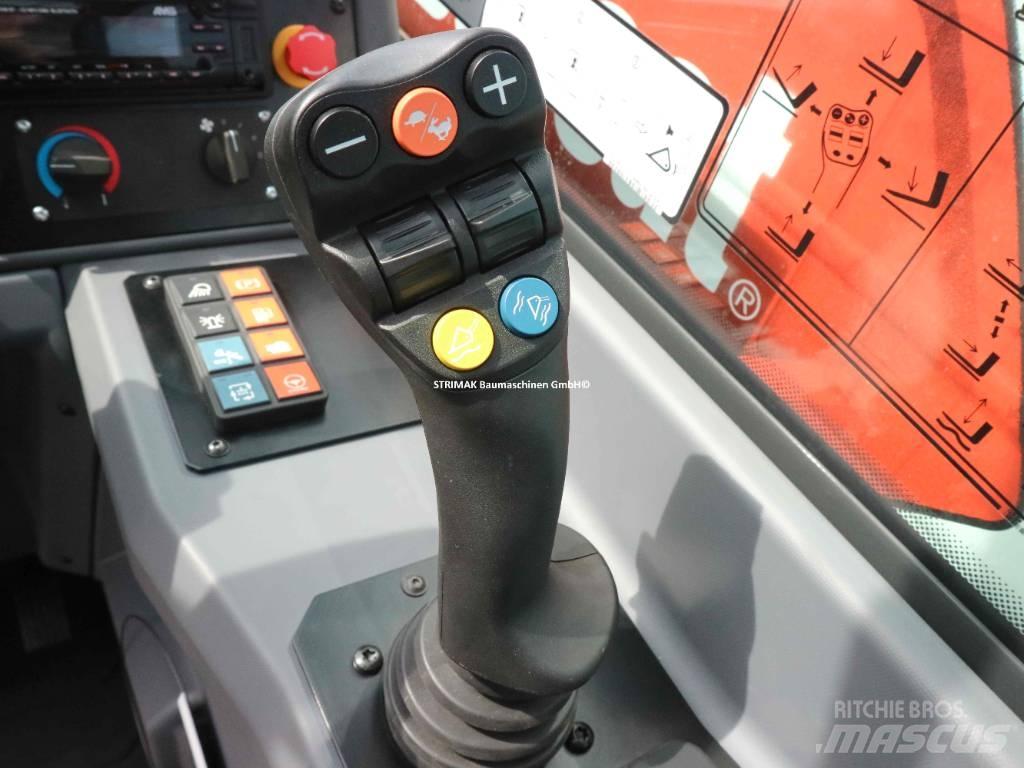 Bobcat TL 25.60 RB 伸縮輪式裝載機