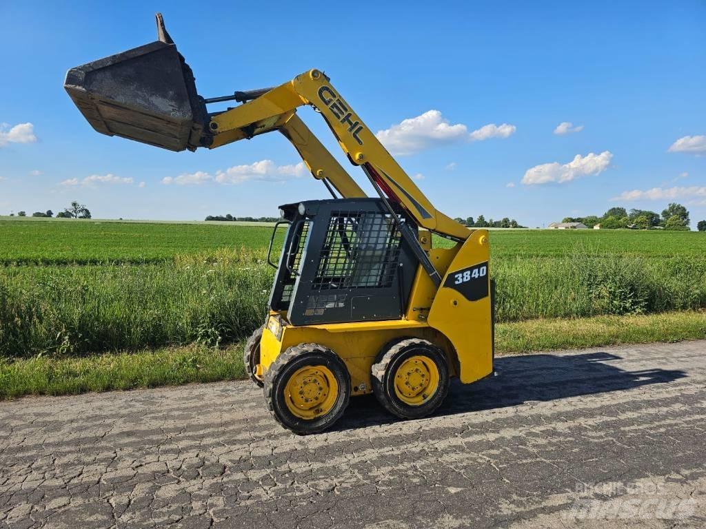 Gehl 3840 2015r 小型裝載機