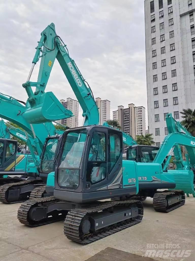 Kobelco SK 75 中型挖土機/掘鑿機/挖掘機 7t-12t