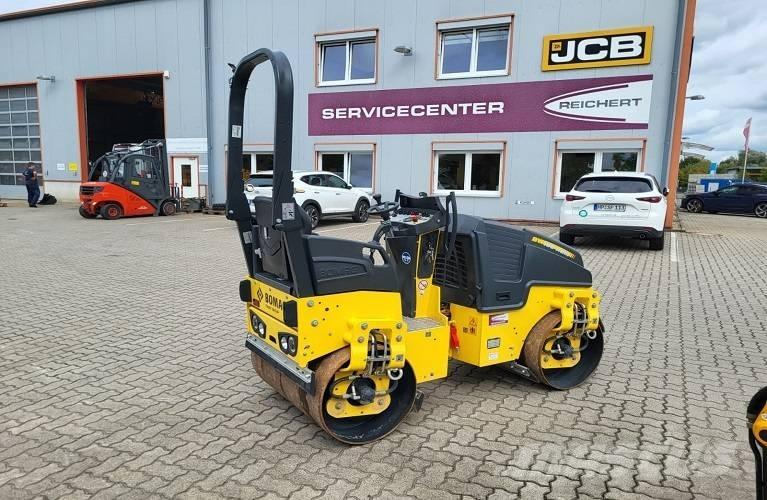 Bomag BW 100 AD M-5 雙輪滾壓機