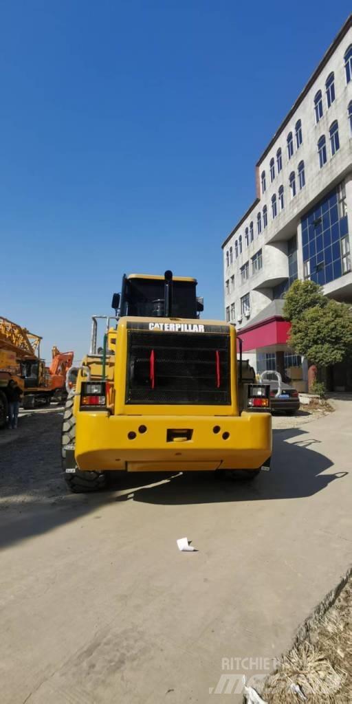CAT 966 L 輪胎式裝載機