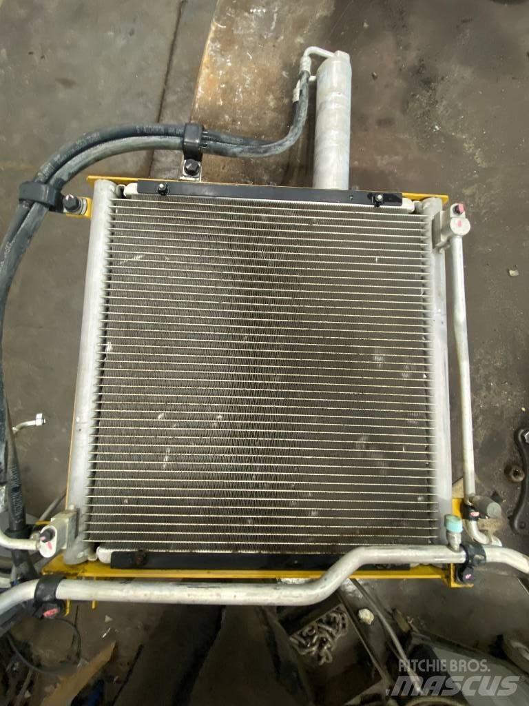 CAT 349 E Parts 履帶式 挖土機/掘鑿機/挖掘機