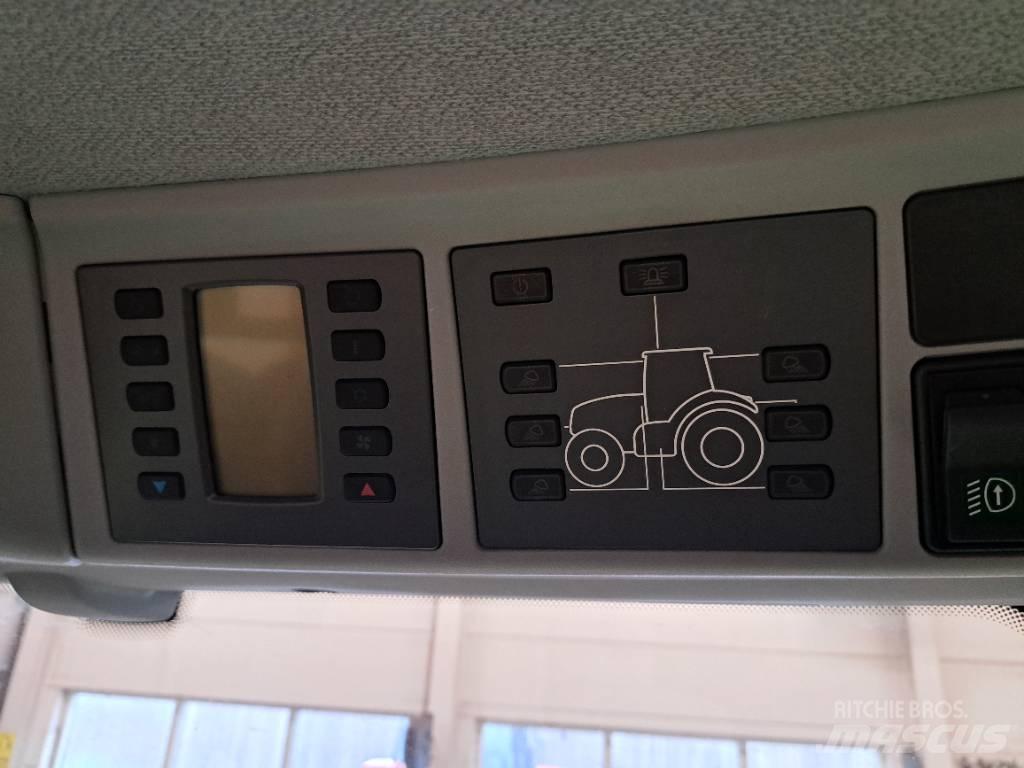 CLAAS 650 Cebis 曳引機
