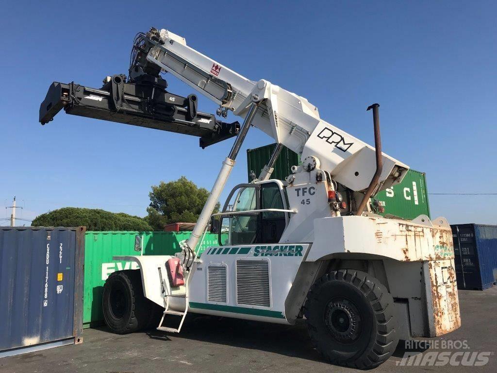 TEREX PPM TFC 45 前伸型堆積機