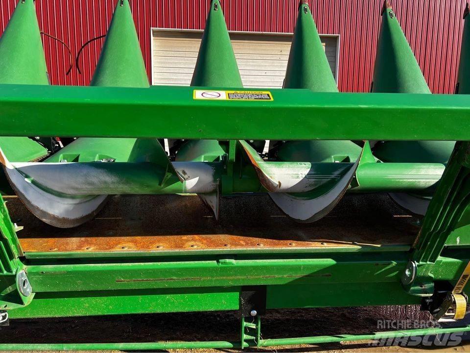 John Deere 716c 聯合收割機頭
