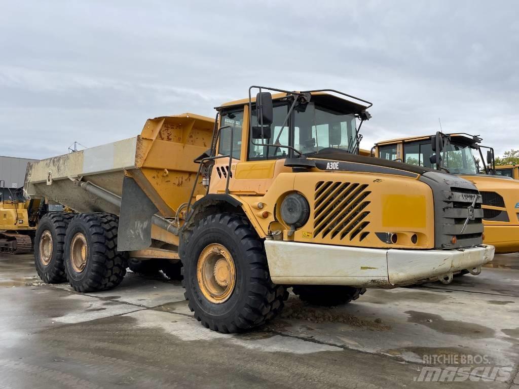 Volvo A 30 E 鉸接式起吊車
