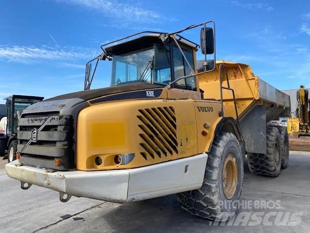 Volvo A 30 E 鉸接式起吊車