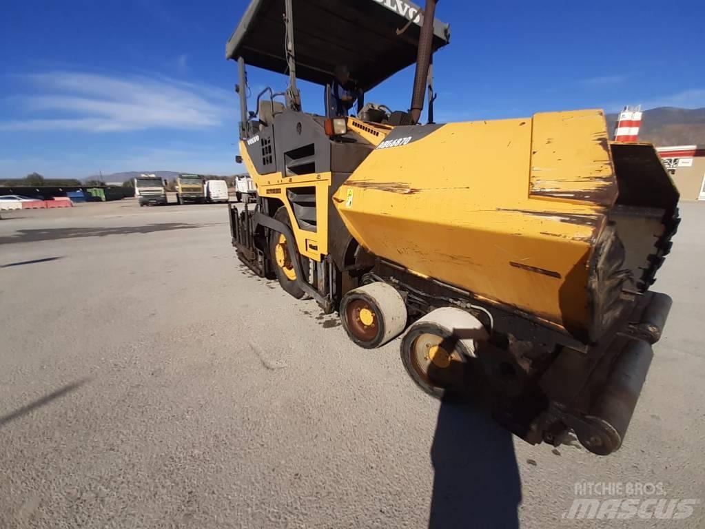 Volvo ABG 6870 瀝青攤舖機/鋪路機