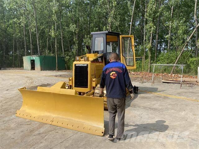 CAT D5G 履帶推土機