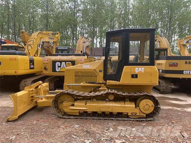 CAT D5G 履帶推土機
