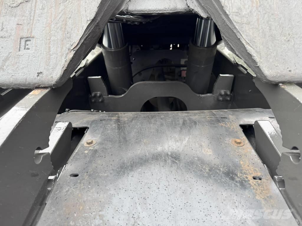 Terberg YT182 終端式曳引機