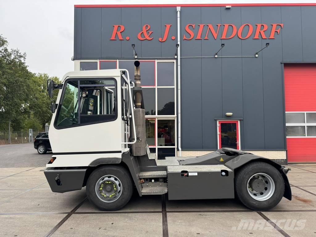 Terberg YT182 終端式曳引機