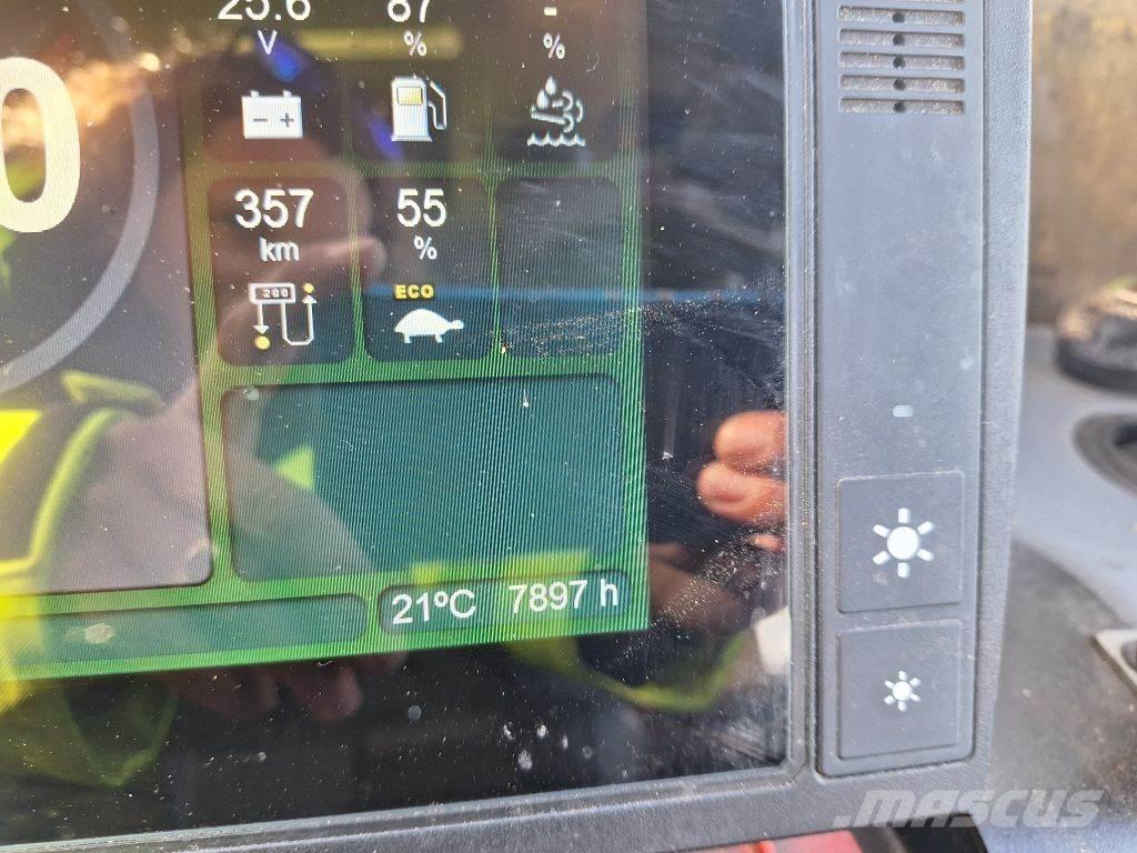 John Deere 1170G 收穫機