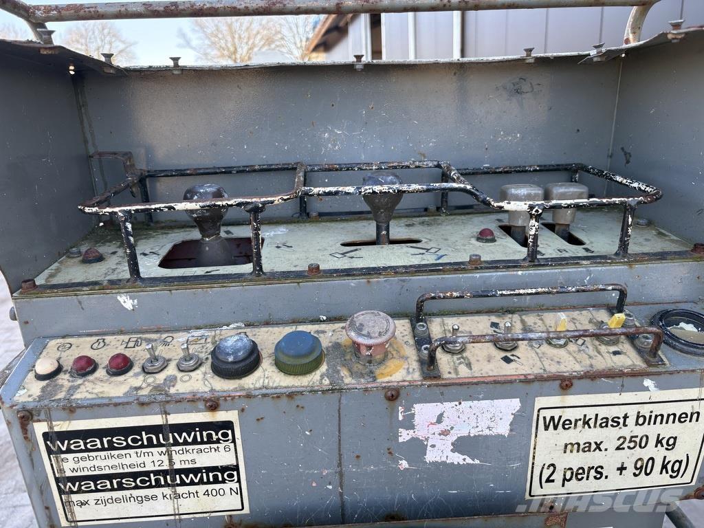 Hitachi Hx140b 其他升降機和作業平台