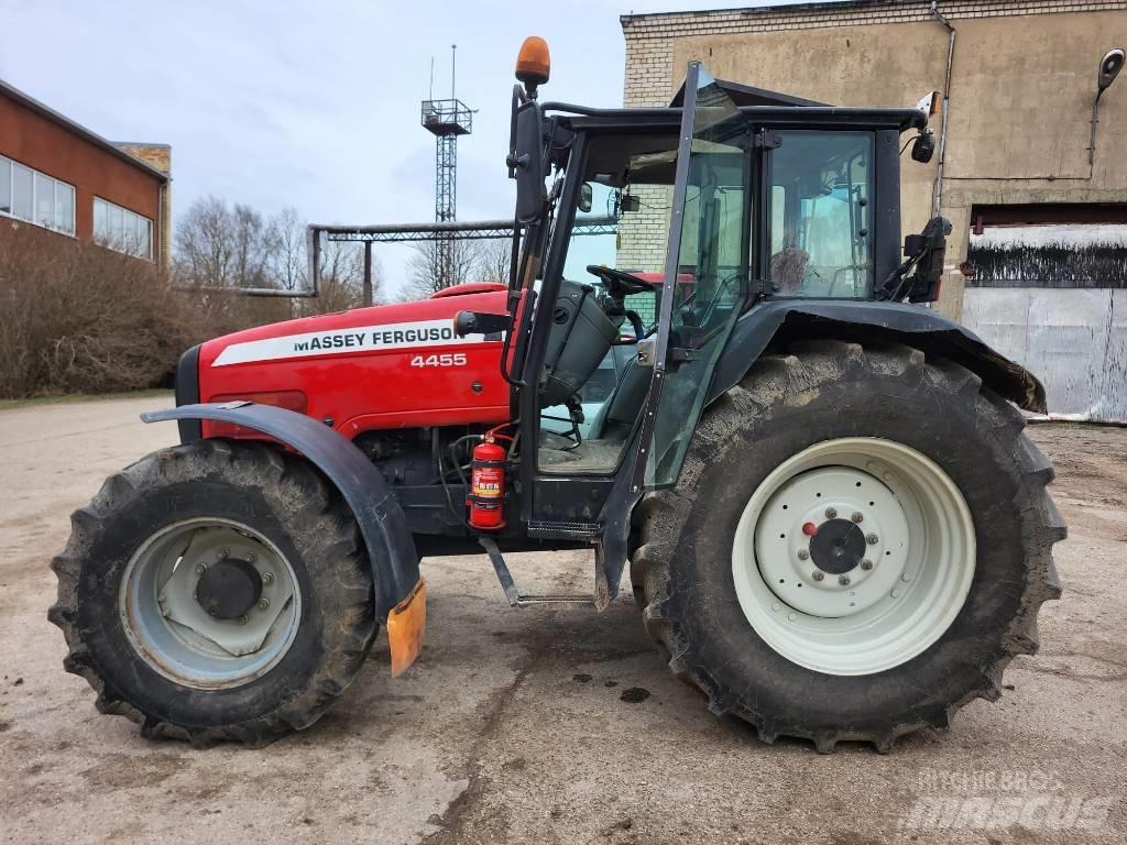 Massey Ferguson 4455 曳引機