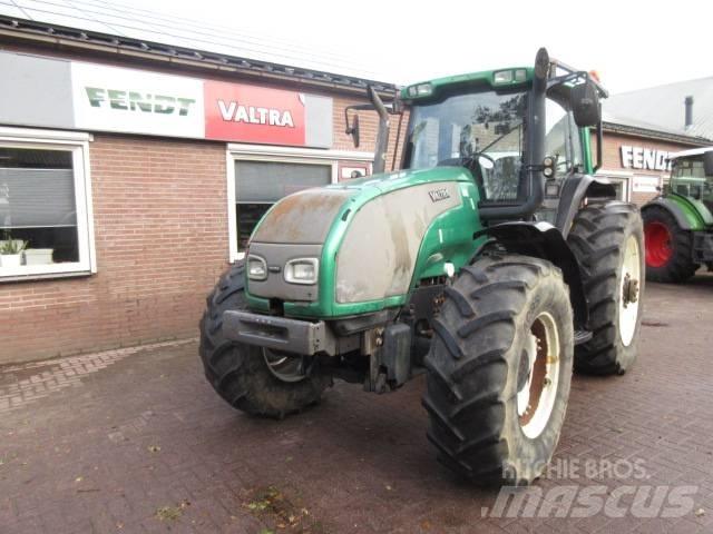Valtra T190 曳引機