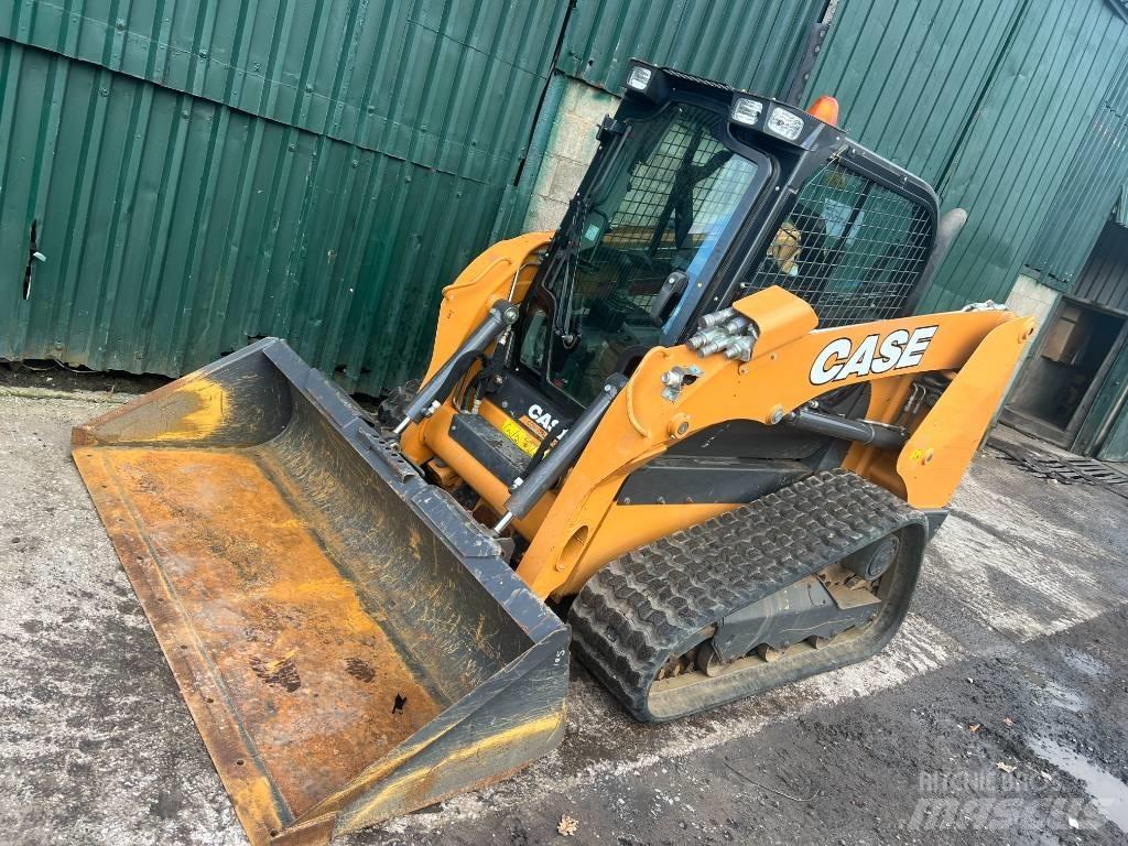 CASE TR 310 滑移轉向裝載機