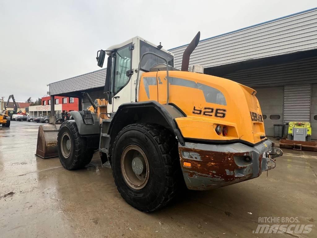 Liebherr 526 輪胎式裝載機