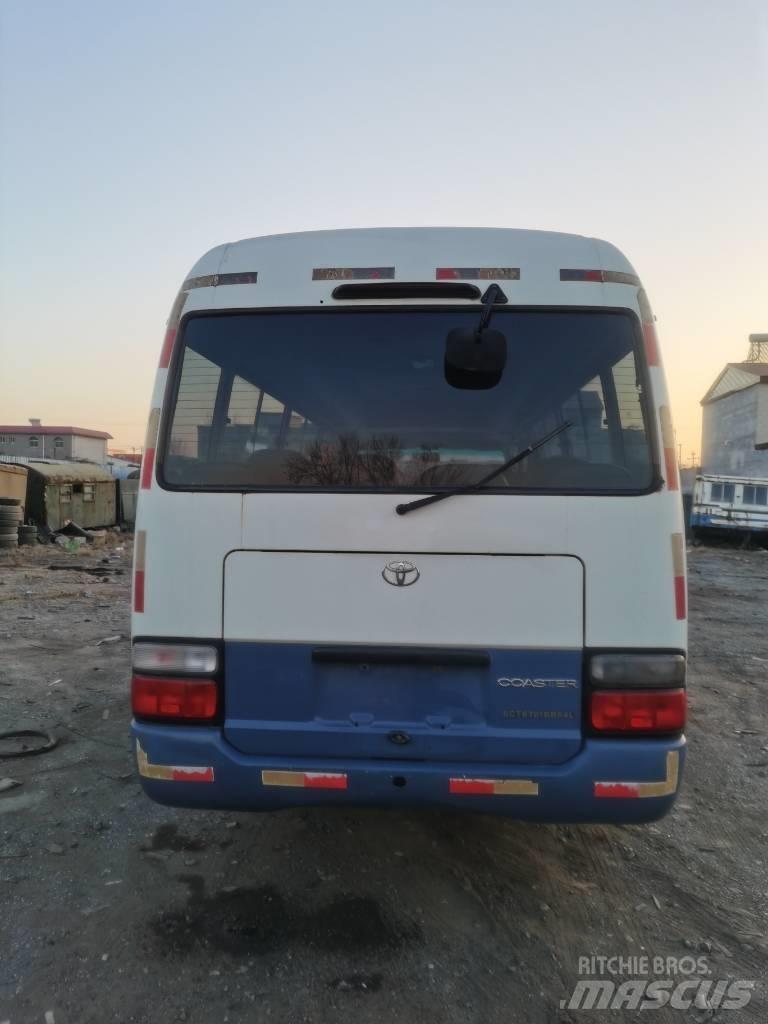 Toyota Coaster Bus 迷你巴士