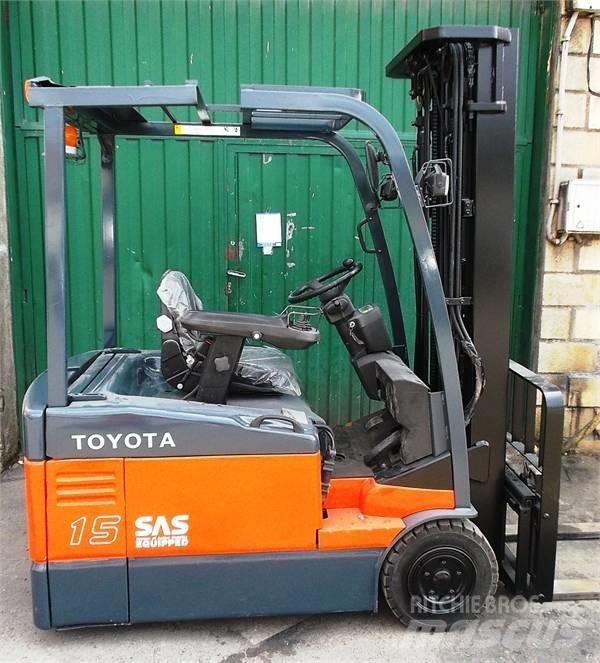 Toyota 7 FBEF 15 電動堆高機
