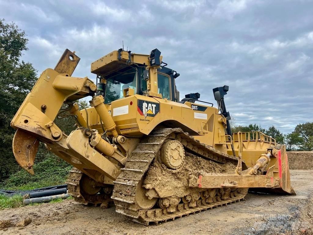 CAT D 8 T 履帶推土機