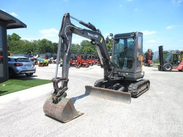 Volvo ECR 35 D 小型挖土機/掘鑿機<7t(小型挖掘機)