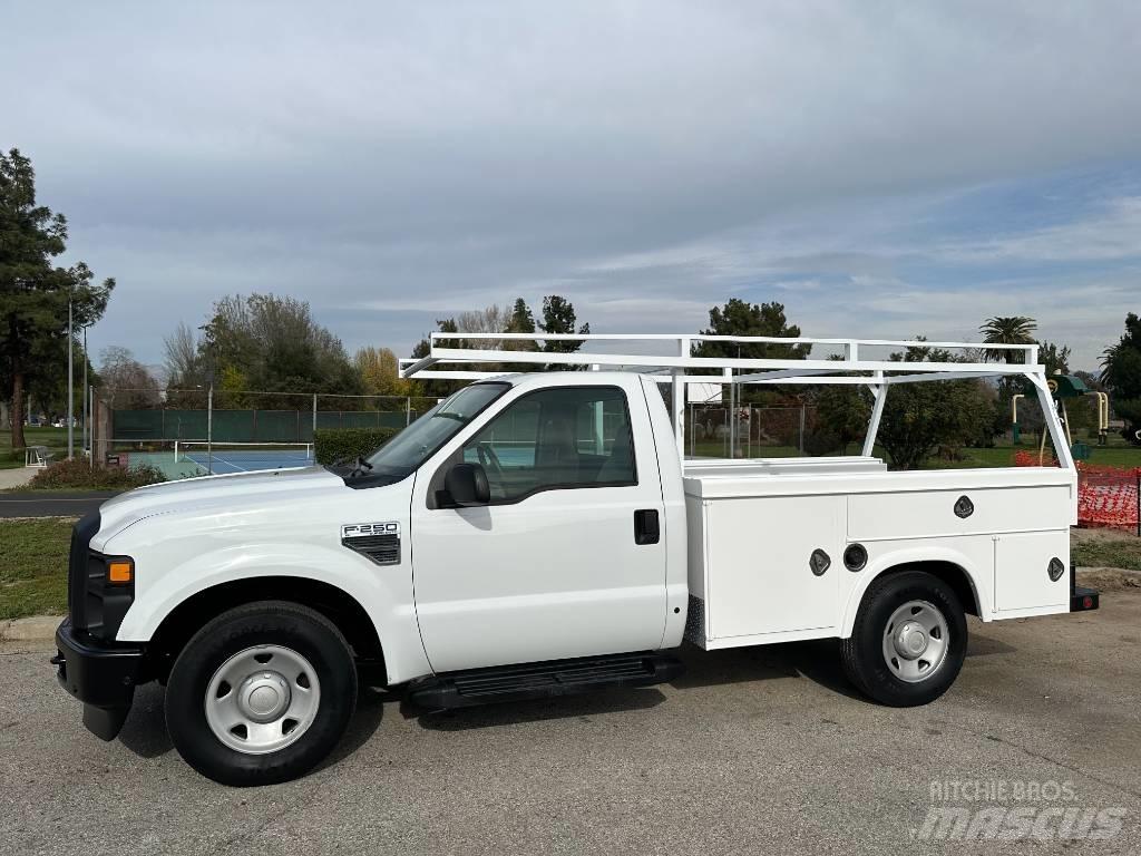 Ford F 250 SD 皮卡.傳統半斗卡車/側卸板