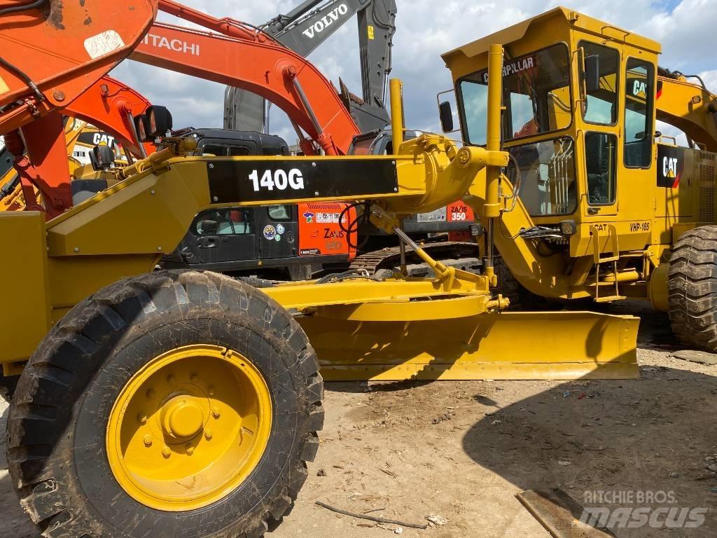 CAT 140 G 平土機