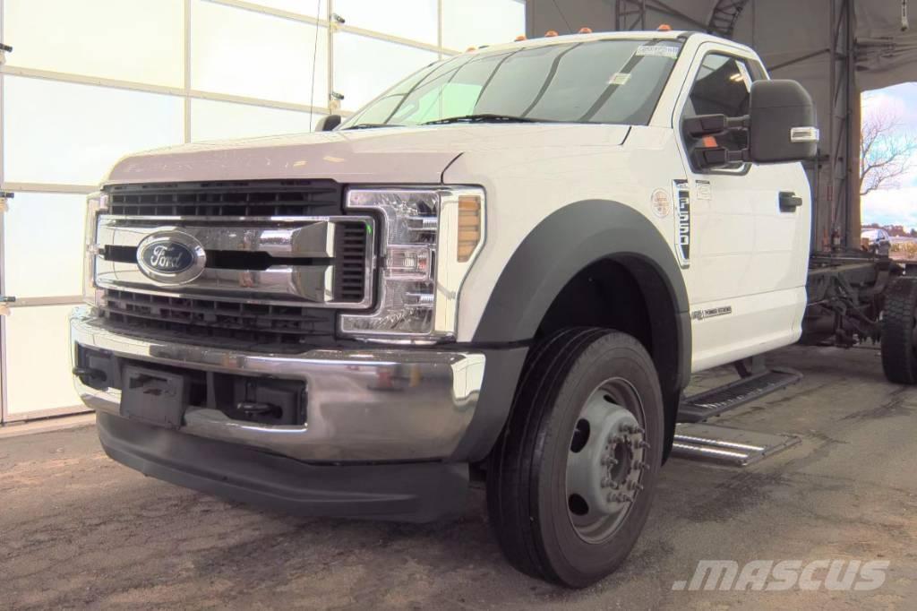 Ford F 550 XLT SD 商用底盤車