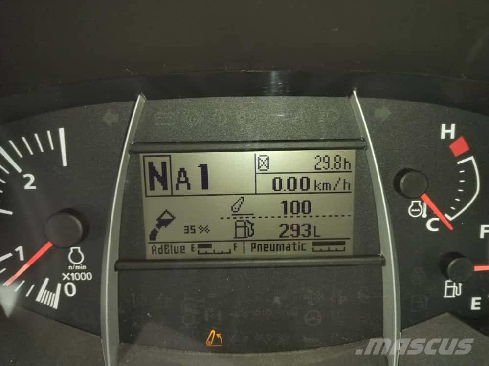 Kubota M 7173 曳引機