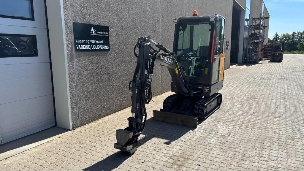 Volvo EC 18 E 小型挖土機/掘鑿機<7t(小型挖掘機)
