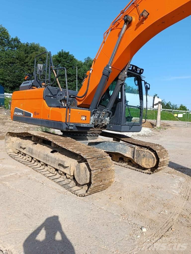 Doosan DX 225 LC-5 履帶式 挖土機/掘鑿機/挖掘機