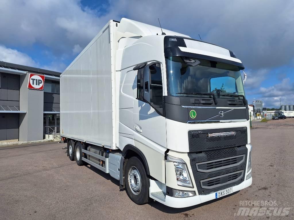 Volvo FH 500 貨箱式卡車