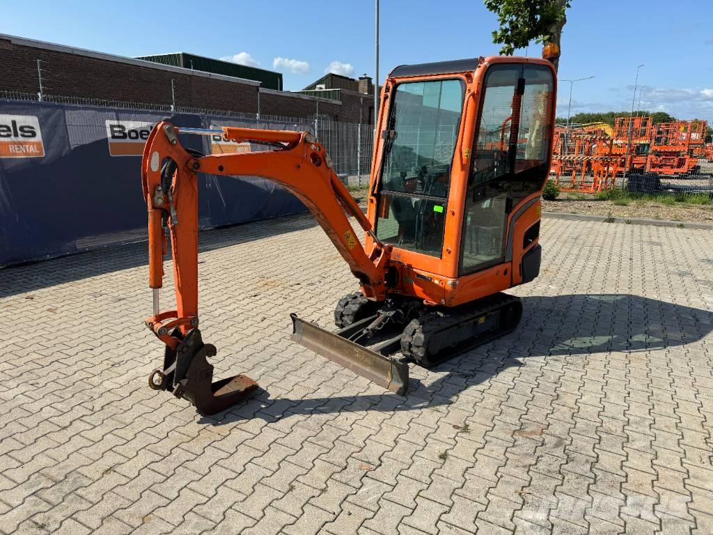 Kubota KX016-4G 小型挖土機/掘鑿機<7t(小型挖掘機)