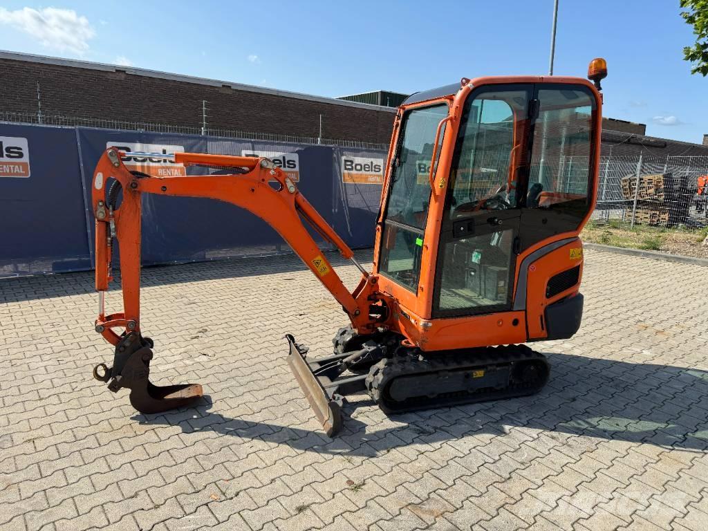 Kubota KX016-4G 小型挖土機/掘鑿機<7t(小型挖掘機)